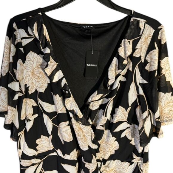 Torrid Floral At The Knee Mesh Surplice Ruffle Slit Dress Size 2 2XL NWT - Picture 8 of 13